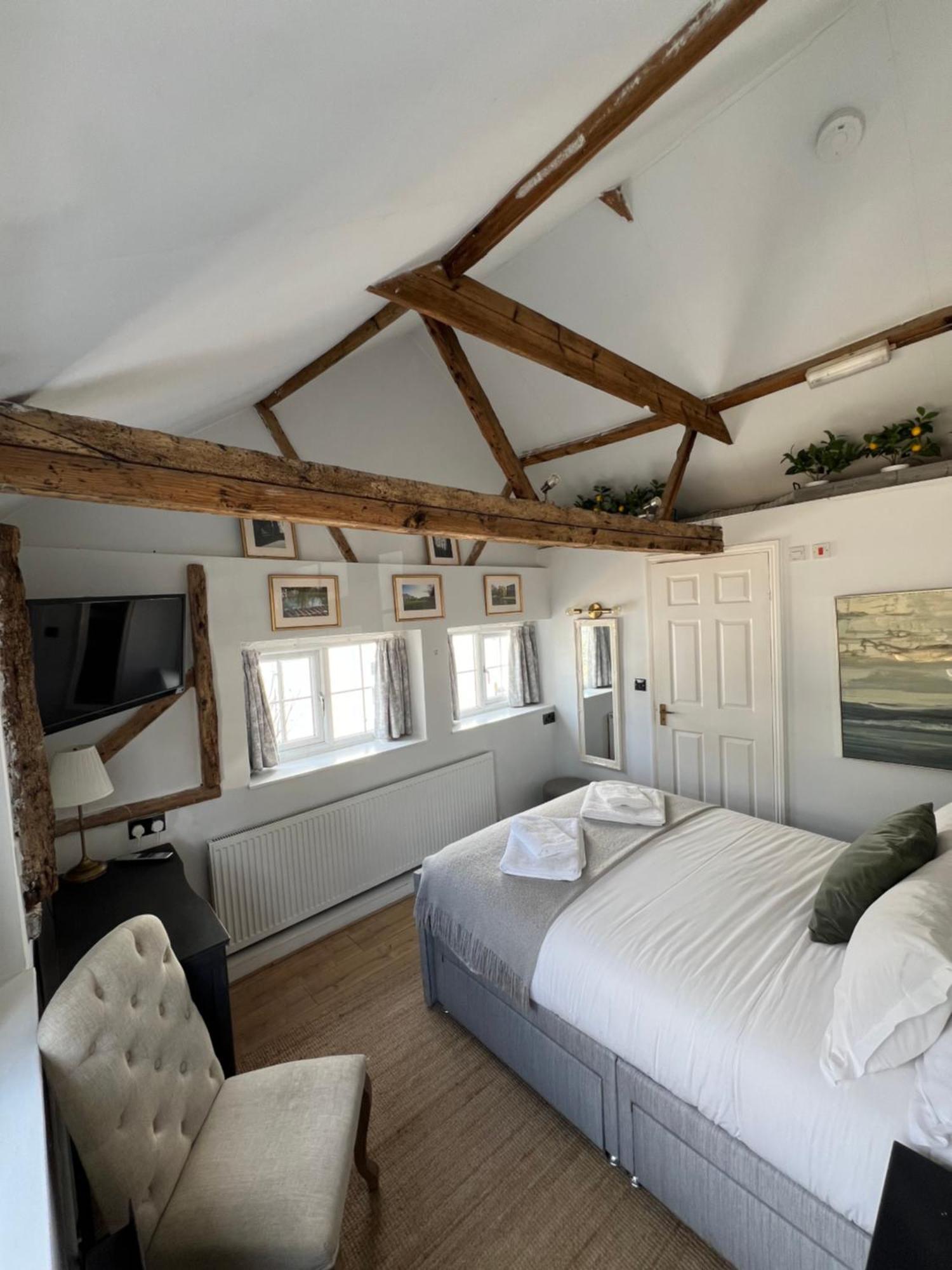 Pear & Olive Cottage Hildersham Esterno foto