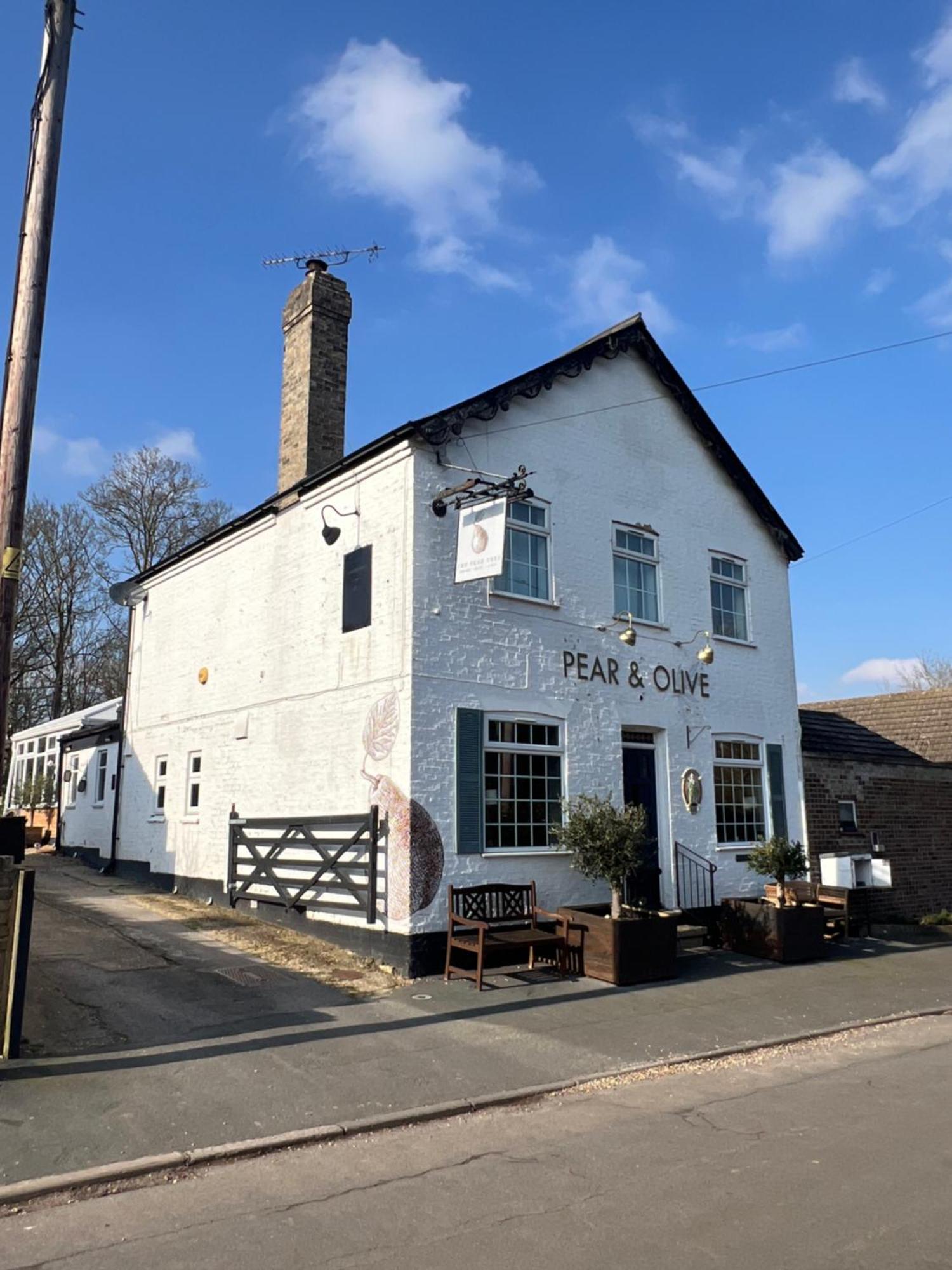 Pear & Olive Cottage Hildersham Esterno foto